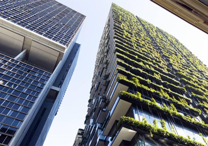 foto noticia Schneider Electric presenta una solución híbrida de gestión y control de la energía, clave para obtener la certificación BREEAM en edificios.